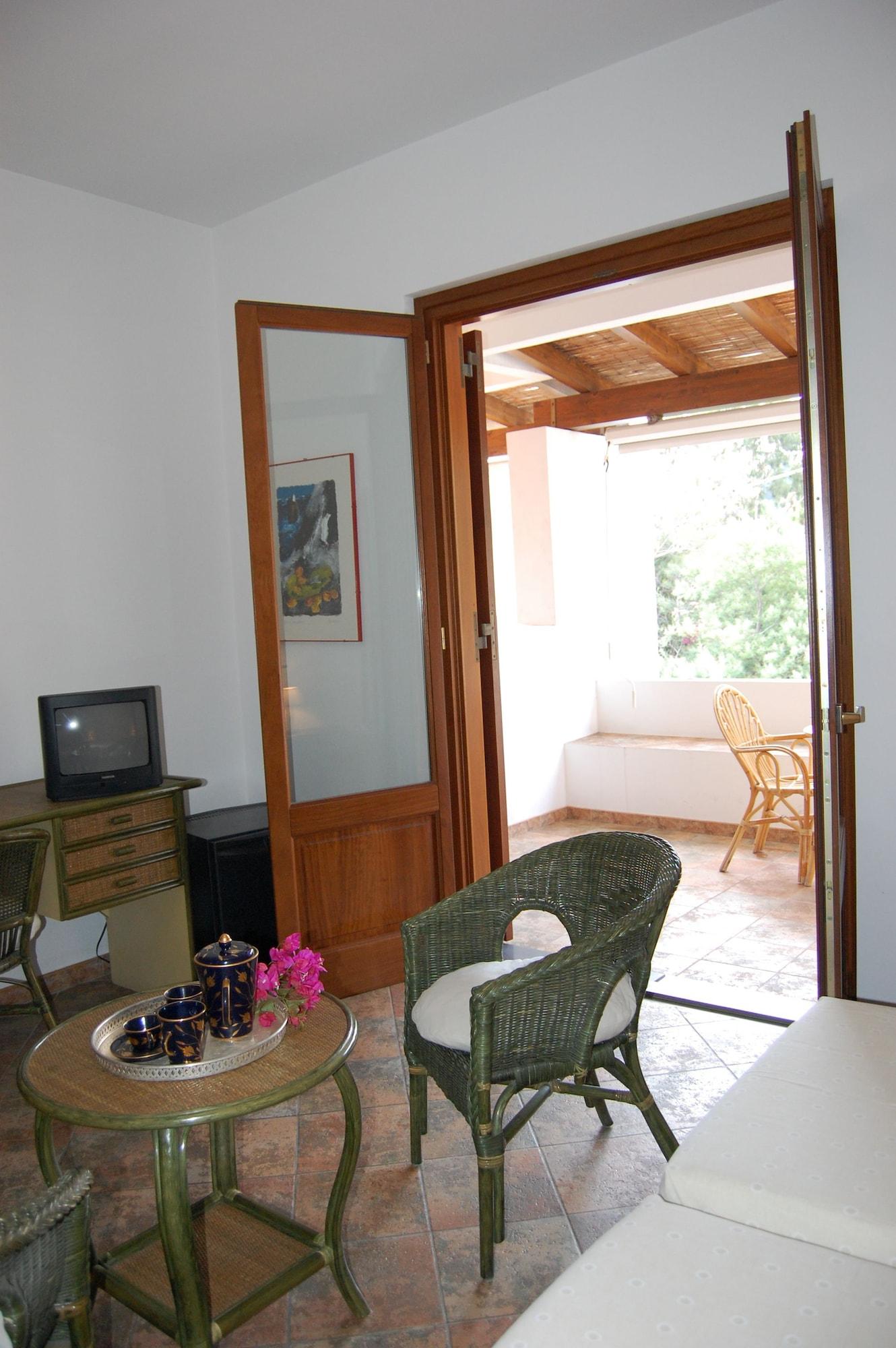 Residence Hotel Baia Portinenti Lipari  Exterior foto